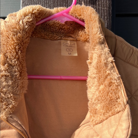 Women’s  Tan Quilted Vest - Picture 2 of 9